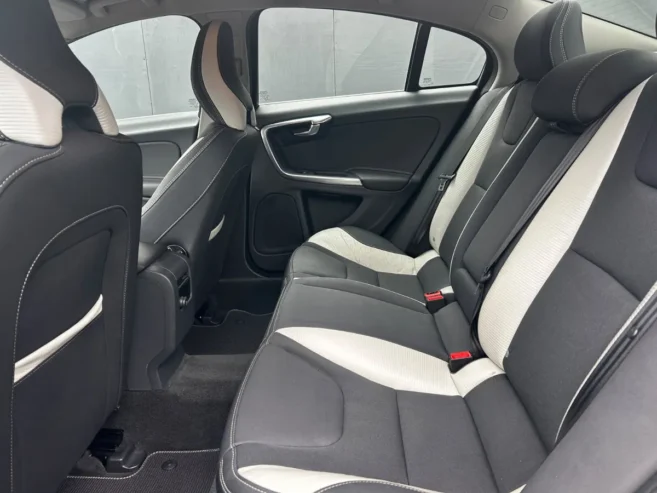 2013 VOLVO S60 R DESIGN 1.6d D2