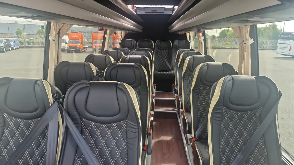 Brand new minibus Mercedes Sprinter 519