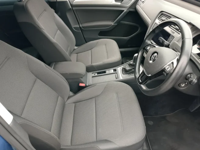 VW Golf 152 AUTO IMMBLOSER REVERESE CAMERA 1.2 CC