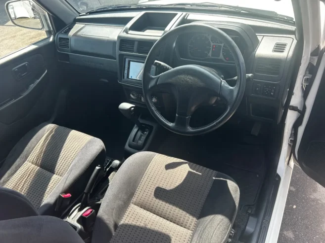 2005 MITSUBISHI PAJERO MINI LOW KMS PETROL AUTO