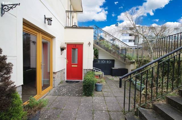 19 The Close, Downshire Park, Blessington, Co. Wicklow