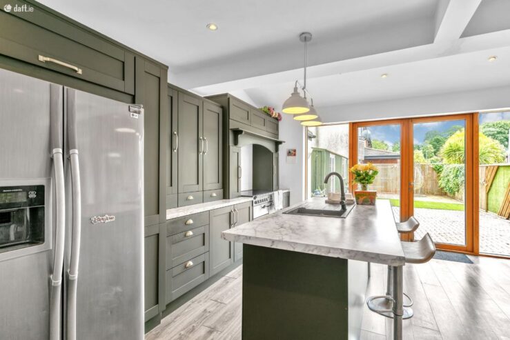 2 Beechdale Grove, Blessington, Co. Wicklow