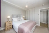 170 The Sweepstakes Ballsbridge Dublin 4 D04 DX57