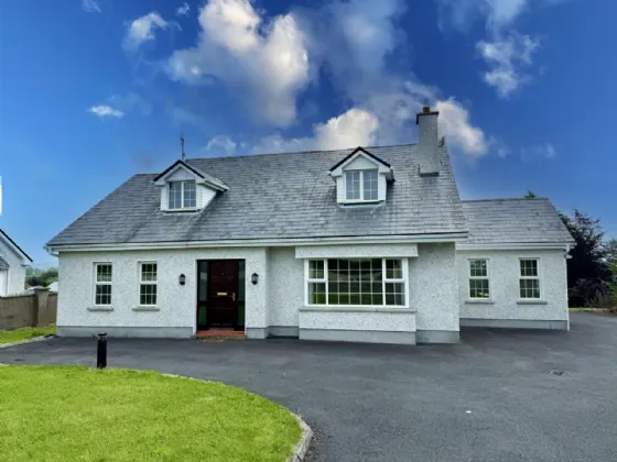 Ballyneggin Castlebar Co. Mayo F23 RT91