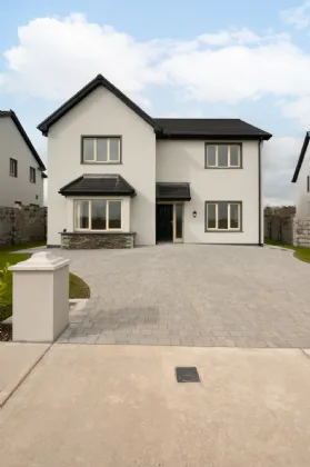 Four Bed Detached Cnoic Eoin Coachford Co. Cork P12 TV36