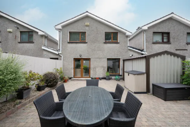 9 Richmond Elmvale Wilton Cork T12K4VX