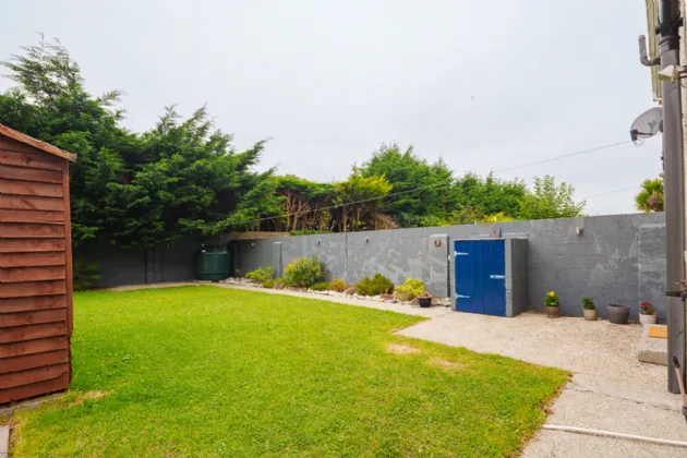 45 Meadow View Avondale Park Dundalk Co. Louth A91 H6K3