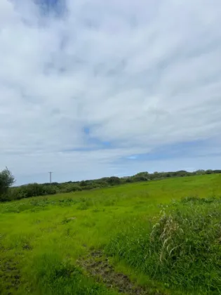 Site With Outline Planning Querrin Kilkee Co. Clare.