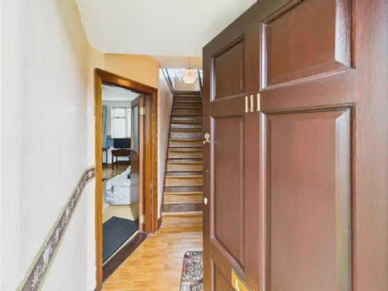 111 St. Josephs Park Nenagh Co. Tipperary E45 KT66