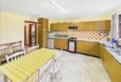 111 St. Josephs Park Nenagh Co. Tipperary E45 KT66