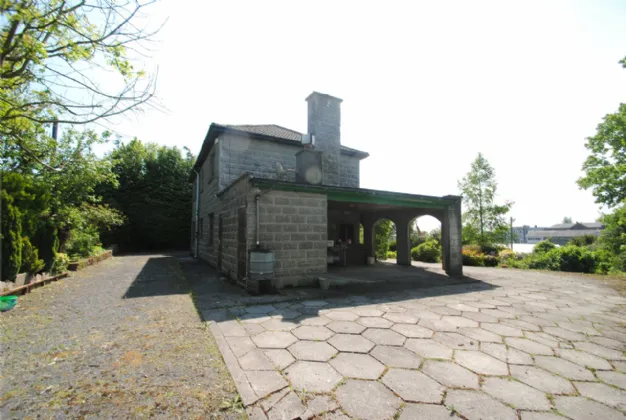 Laburnum House Air Hill Roscrea Co Tipperary E53 WC94